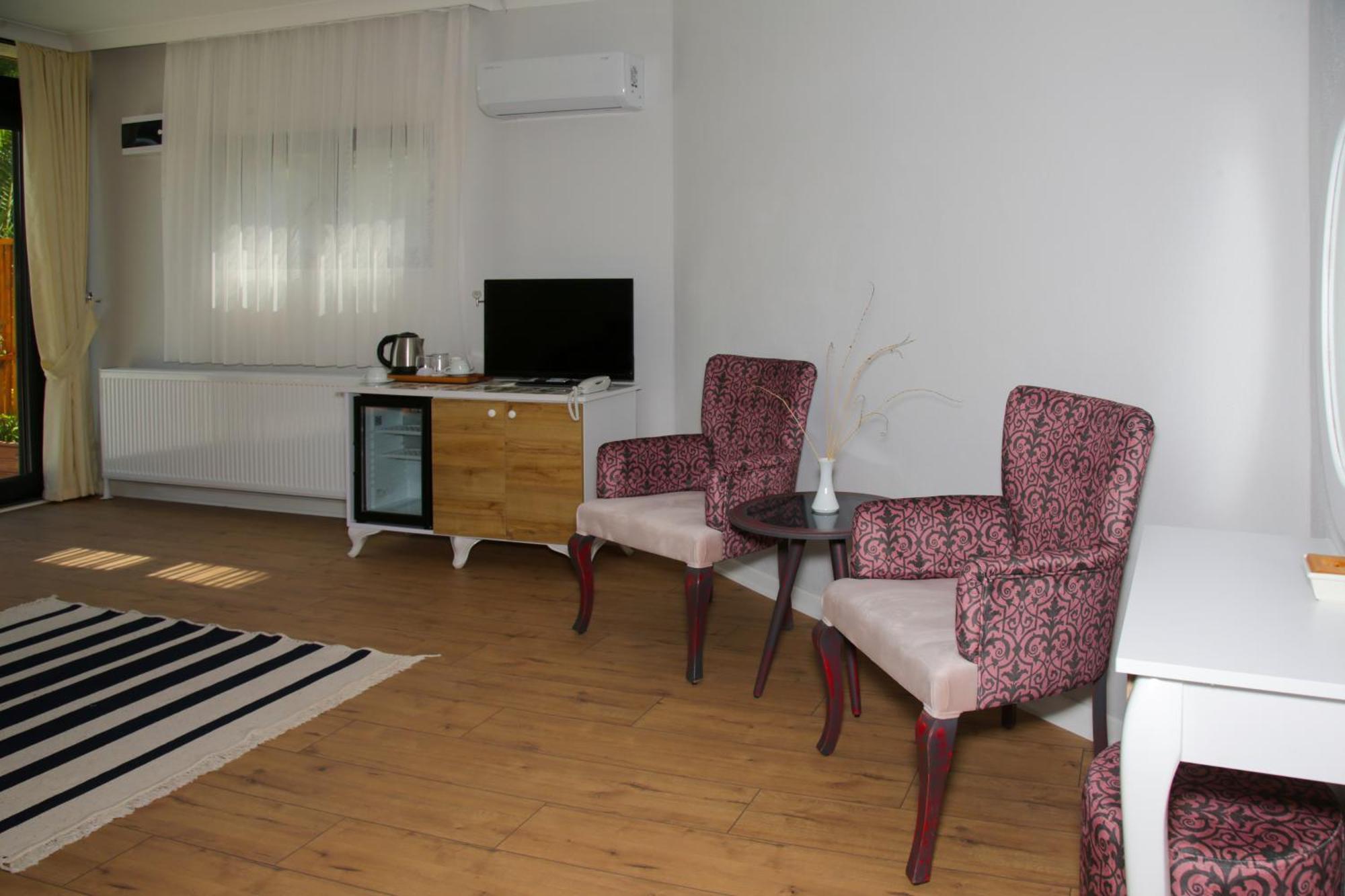 Dusler Vadisi Kazdaglari Hotel Edremit  Exterior photo